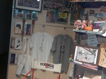 youngart-galerie-in-der-kunstapotheke-kunstartikel