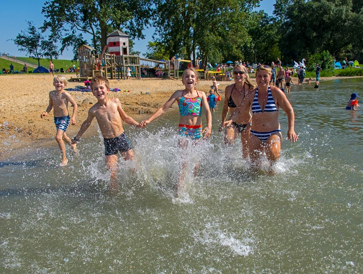 Badeseen Achtern Diek