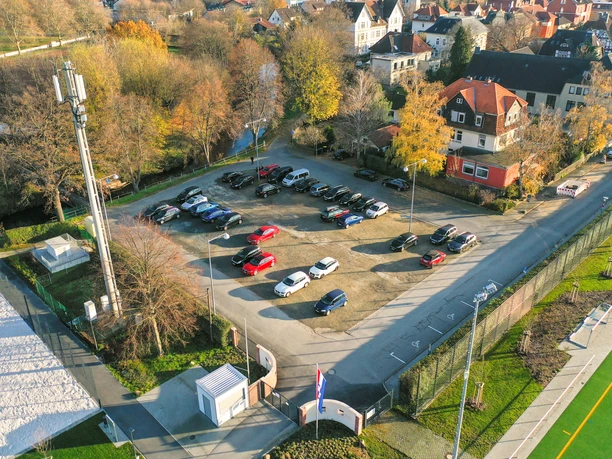 Parkplatz Friedrich-Ludwig-Jahn-Platz-2 Parkplatz Friedrich-Ludwig-Jahn-Platz-2