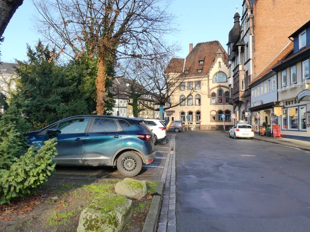 Parkplatz Möncheplatz-goldener Löwe parkplatz-möncheplatz-goldener-loewe