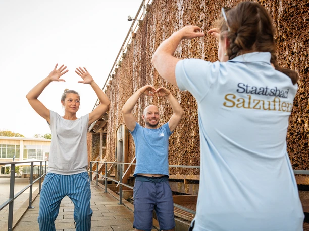 Atemgymnastik an den Gradierwerken in Bad Salzuflen Atemgymnastik an den Gradierwerken