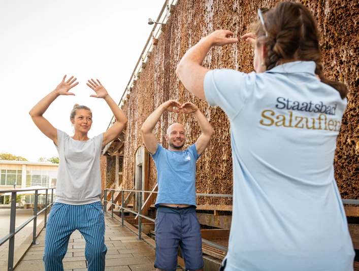 Atemgymnastik an den Gradierwerken in Bad Salzuflen Atemgymnastik an den Gradierwerken