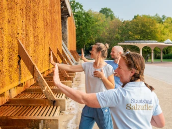 Atemgymnastik an den Gradierwerken