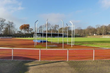 sportanlage-stadion-außenanlage