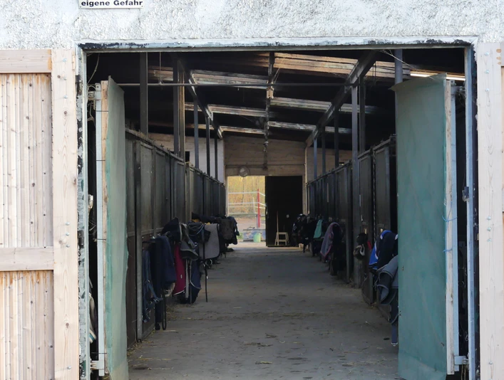 pferdeboxen-stall