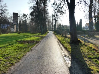 Krähengraben mit Storchenturm kraehengraben-mit-storchenturmkraehengraben-with-stork-towerkraehengraben-med-storketårnkraehengraben-met-orkentoren