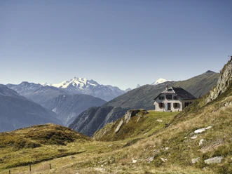 Die Villa Tyndall wurde vom irischen Physiker und Alpinisten John Tyndall erbaut. Die Villa Tyndall wurde vom irischen Physiker und Alpinisten John Tyndall erbaut.