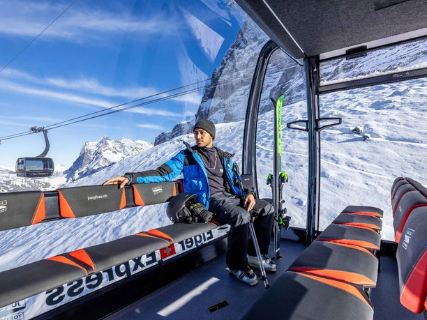 eiger-express-gondel-winter-skifahrer.jpg