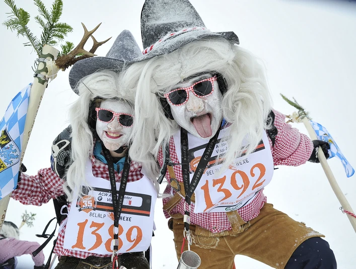 Bei der coolsten Party im Oberwallis gilt das Motto: D‘ Häx isch los an der verrücktesten Volksabfahrt der Schweiz. Bei der coolsten Party im Oberwallis gilt das Motto: D‘ Häx isch los an der verrücktesten Volksabfahrt der Schweiz.