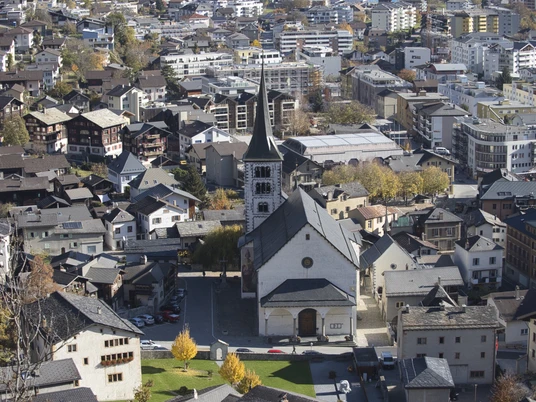 Die Kirche zu Ehren des heiligen Mauritius wurde im Jahre 1675 eingeweiht. Die Kirche zu Ehren des heiligen Mauritius wurde im Jahre 1675 eingeweiht.