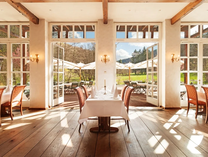 Gutshof Ausblick neu.jpg