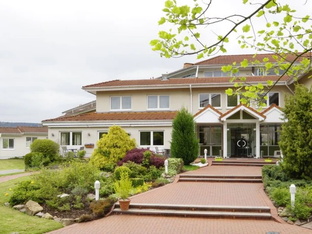 Hotel-Restaurant Auefeld, Außenansicht Hotel-Restaurant Auefeld, Außenansicht