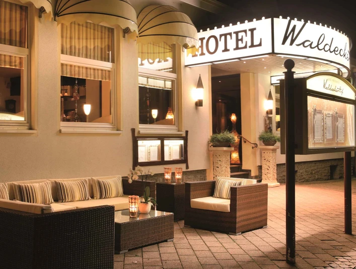 Waldecker Hof Hotellogo.jpg