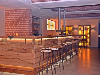 Leos Bierkeller Willingen Theke Leos Bierkeller Willingen Theke