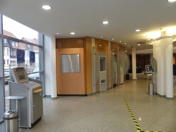 volksbank-hauptfiliale-innenansicht volksbank-Hauptfiliale-Innenansicht