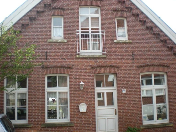 GER00020060211041882_sized_800_0.jpg