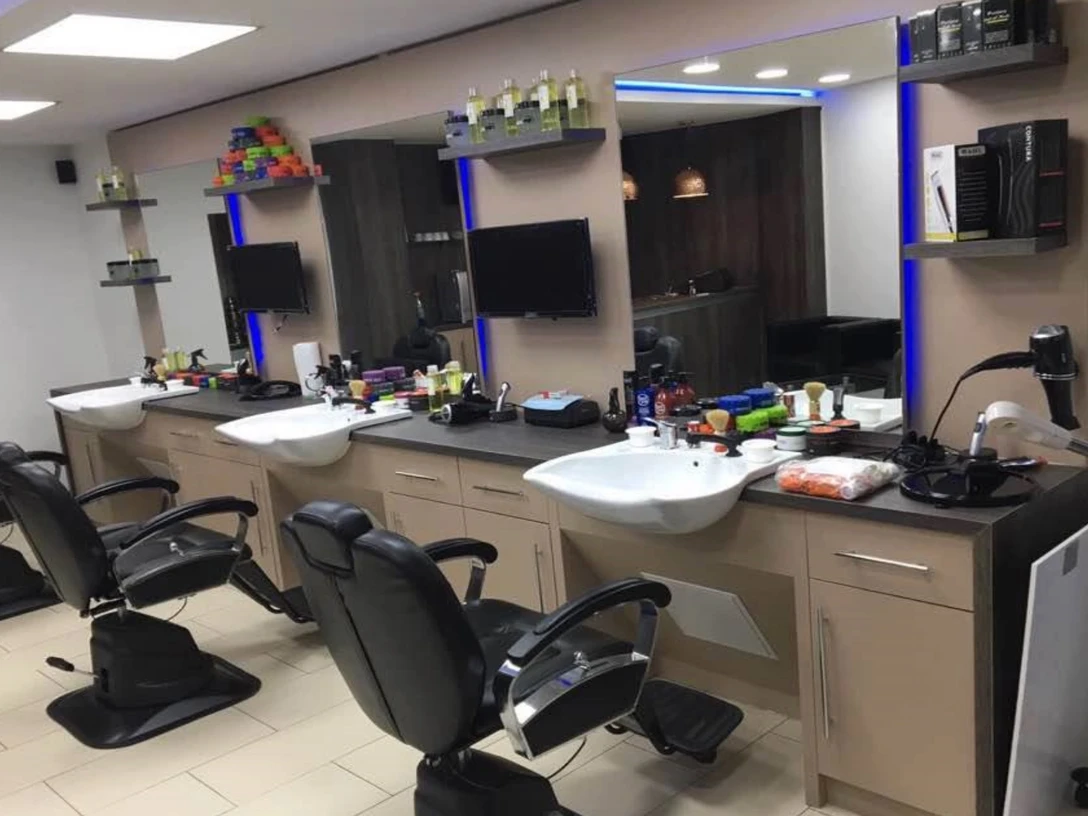 Sai-Cut Herrenfriseur