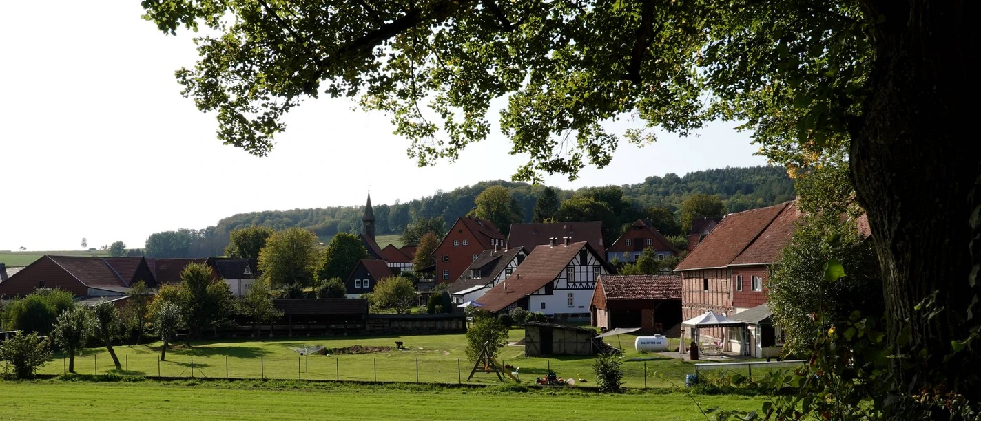 Idyllischer Blick auf die Ührde Idyllisk udsigt over Ührde