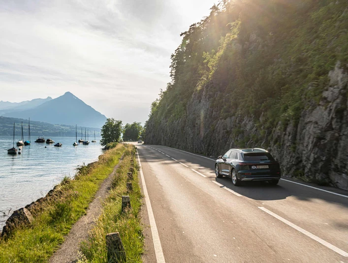 europcar-auto-thunersee-niesen.jpg