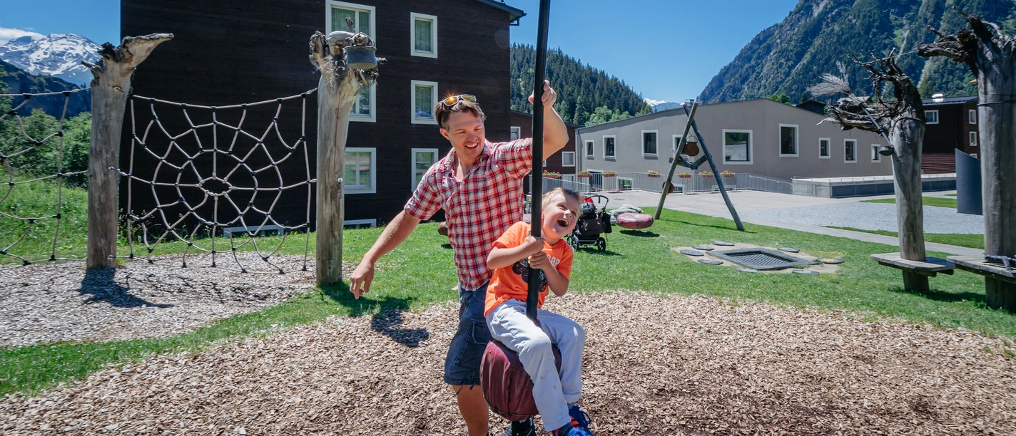 Spielplatz im Hexenkessel