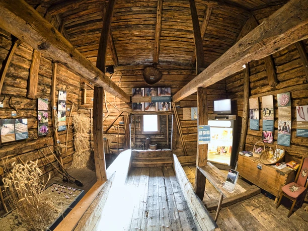Das erste Safranmuseum der Schweiz liegt in Mund.