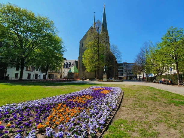 Blick auf die Altstädter Nikolaikirche