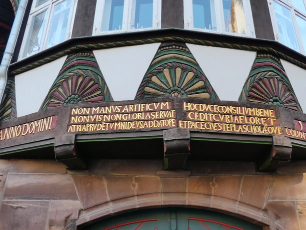 Altes Rathaus-Schriftzug Old town hall lettering