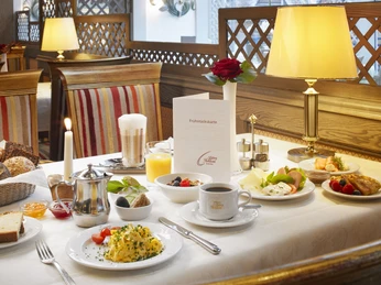 Frühstück im Rüters Parkhotel Frühstück im Rüters Parkhotel