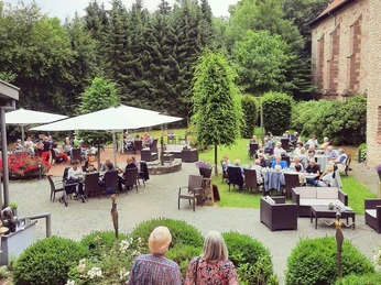 Rosencafe Kloster Brunshausen, Bettina Plock-Girmann (3).JPG