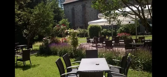 Rosencafe Kloster Brunshausen, Bettina Plock-Girmann (4).JPG Rosencafe Kloster Brunshausen