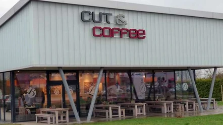 Biel's Cut and Coffee_Außenansicht biel-s-cut-and-coffee-aussenansicht