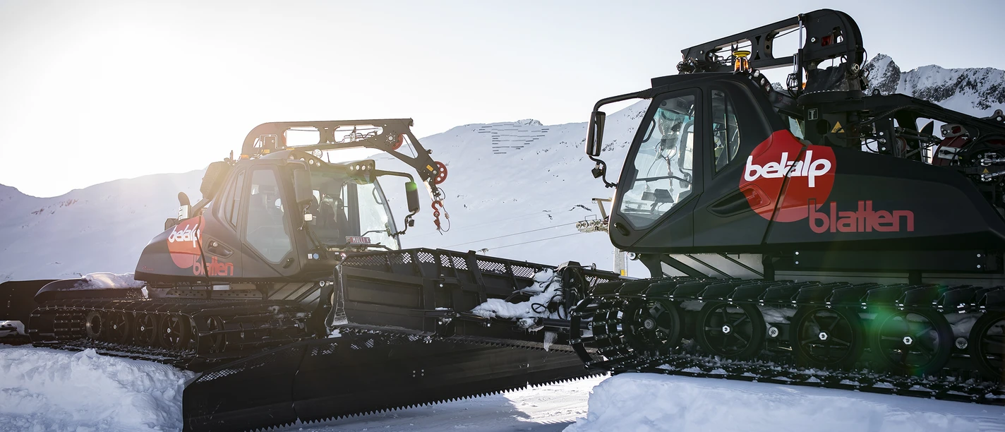 Unterwegs mit einem Pistenfahrzeug - Pilot auf der Belalp. Unterwegs mit einem Pistenfahrzeug - Pilot auf der Belalp.