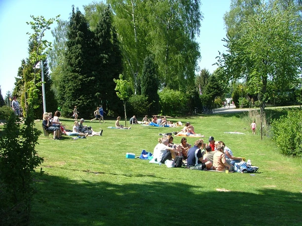 Liegewiese Liegewiese