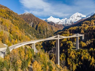 Ganterbrücke im Herbst.jpg