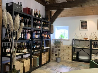 Weindiele Innen 3.jpg