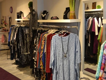 Fashion and More One Size Fashion and More One Size