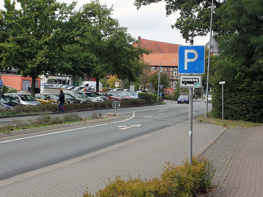 Busparkplatz-Schloss.jpg Busparkplatz Gifhorn Schloss