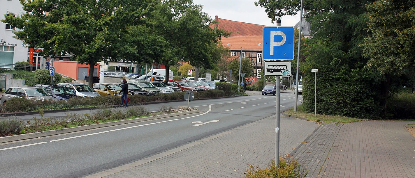 Busparkplatz-Schloss.jpg Busparkplatz Gifhorn Schloss