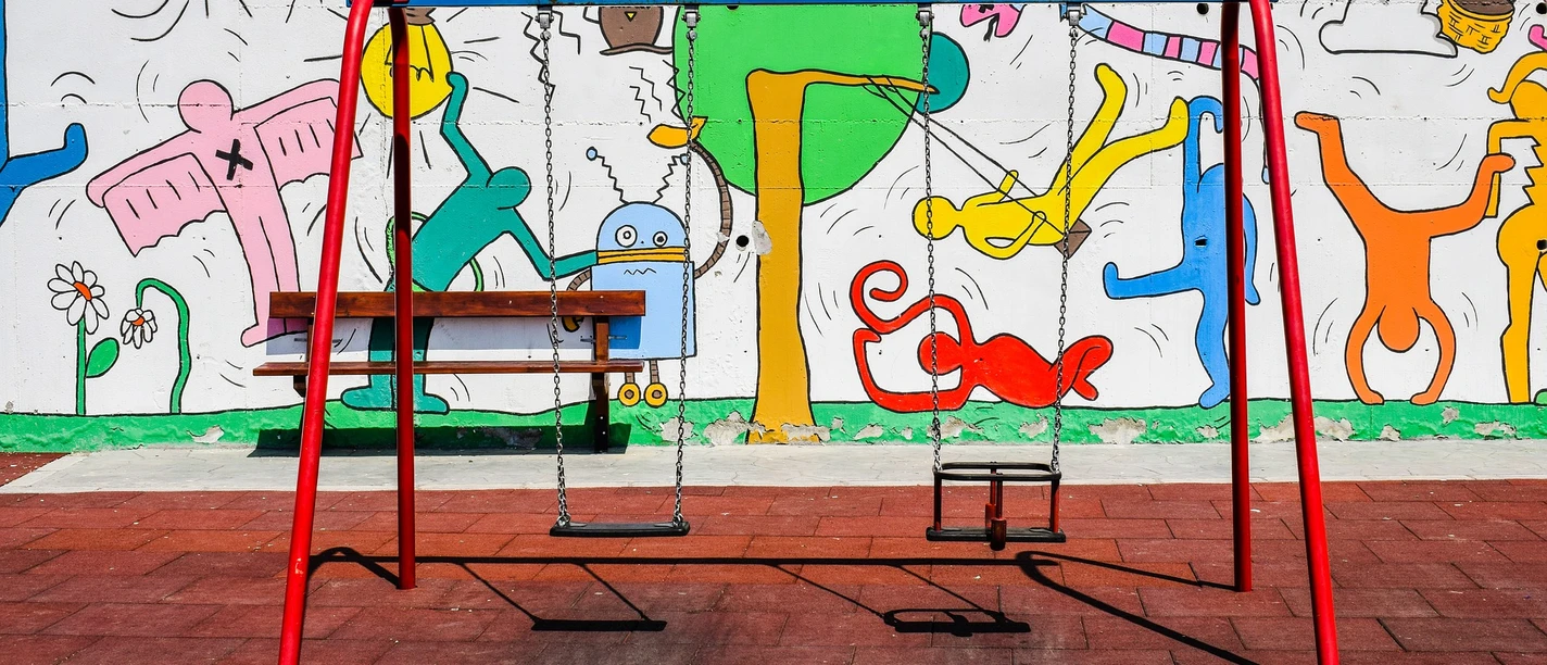 Spiel und Spass auf den Spielplätzen. Spiel und Spass auf den Spielplätzen.