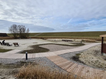 Trockenstrand Upleward Sandfläche.jpg Sandfläche auf dem Trockenstrand Upleward