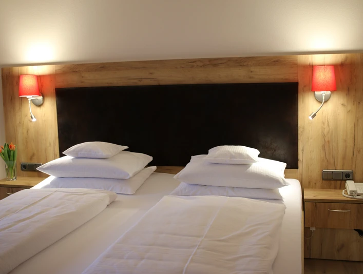 Komfort Doppelzimmer Hotel Sonnenhügel Bad Bevensen Der "neue" Sonnenhügel gibt mit diesem Zimmer einen Ausblick auf die bevorstehende Erweiterung.