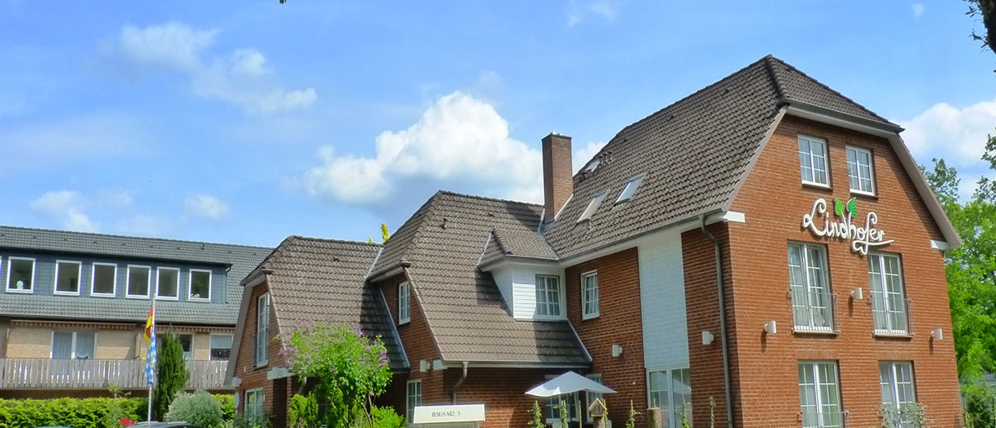 Außenansicht Ferienwohnungen Pension Lindhofer Apartments Pension Lindhofer