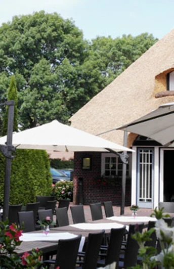 Terrasse 2 50x30_bearbeitet-1.jpg