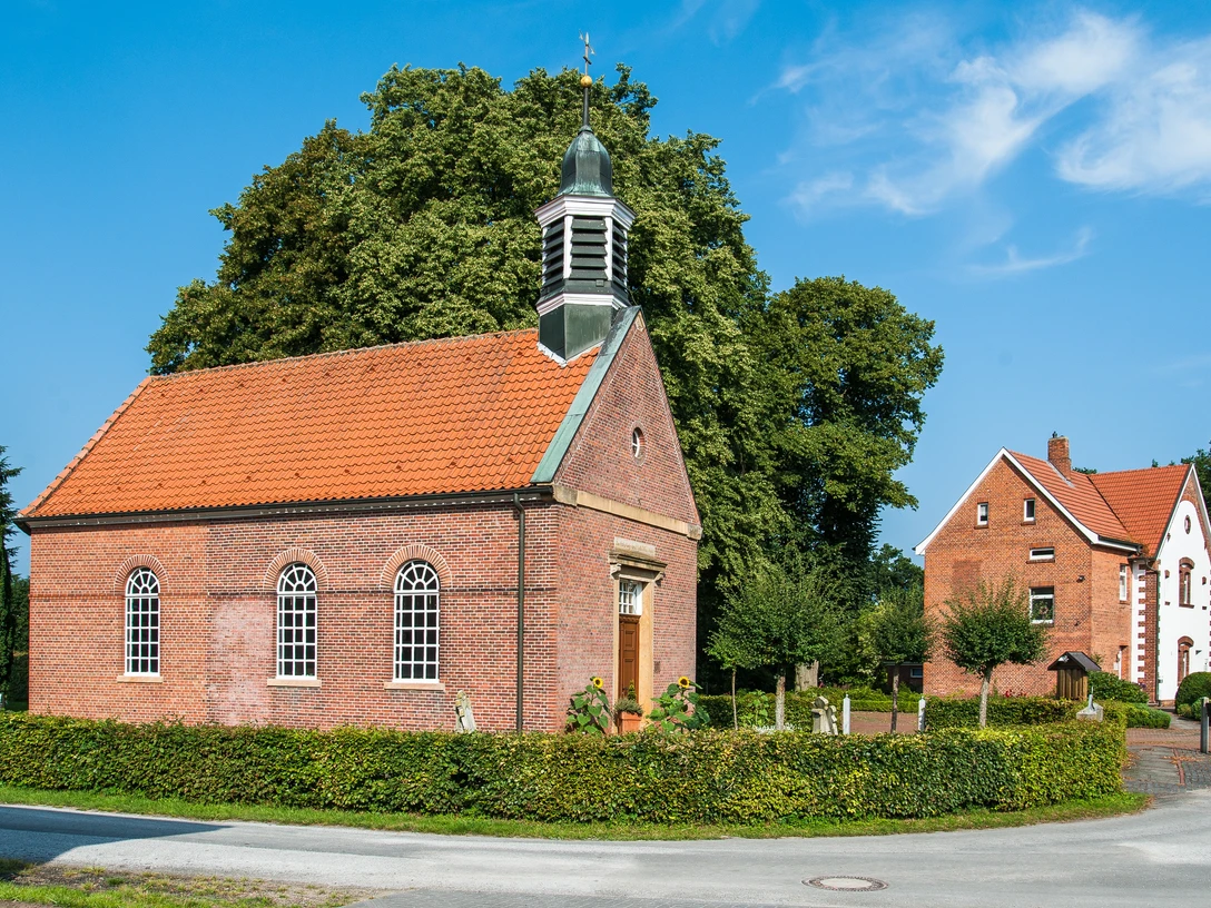 Ev.-ref. Kirche und Heinrich-Bokeloh Gemeindehaus