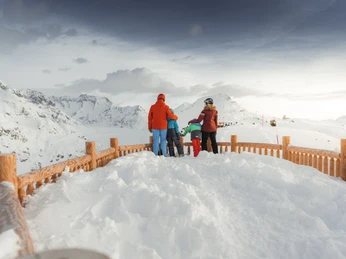 Aletsch Arena - Skiparadies für Familien Aletsch Arena - Skiparadies für Familien