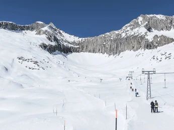 The experience begins at 3100 metres above sea level. Das Erlebnis beginnt auf 3100 Metern HöheThe experience begins at 3100 metres above sea level.