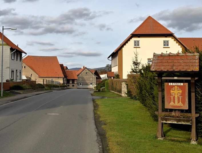 Ortseingang Odagsen Aus Richtung Edemissen ortseingang-odagsen-aus-richtung-edemissen