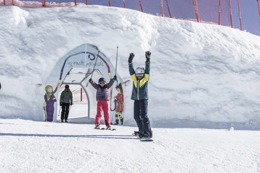 Ein abwechslungsreiches Wintersporterlebnis. Ein abwechslungsreiches Wintersporterlebnis.