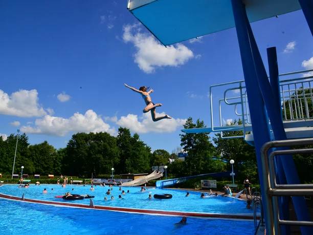 Hallen- und Freibad Meldorf