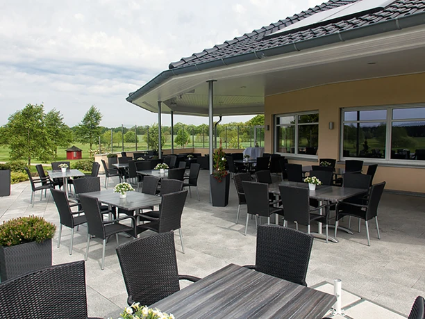 CC0 - Golfclub Bokensdorf2 .jpg Gastronomie der Golfsportanlage Bokensdorf vom Golfclub Wolfsburg